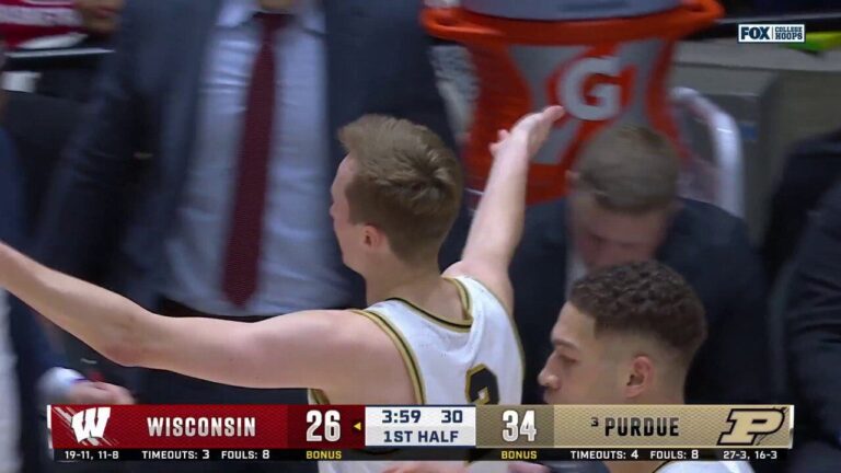 Fletcher Loyer hits a 3-pointer, plus a foul to extend Purdue