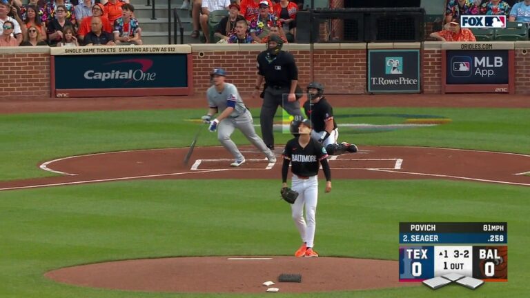 Corey Seager smashes a solo home run and gives the Rangers a 1-0 lead over the Orioles