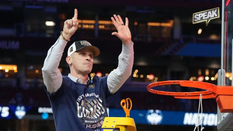 Dan Hurley told UConn he is in talks with Lakers, should LakeShow fans be excited?