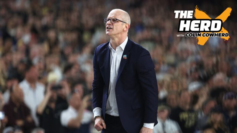 Dan Hurley turns down Lakers job, Will remain at UConn