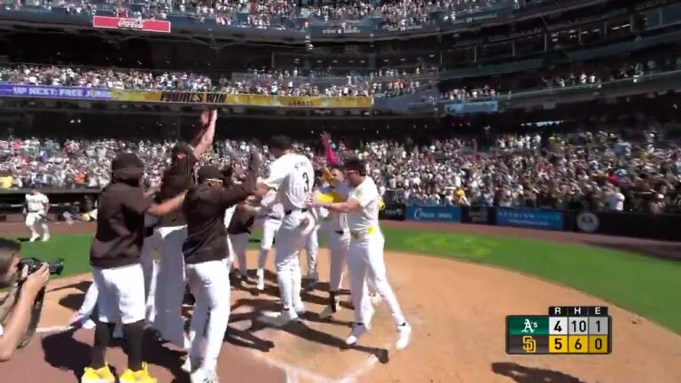 Jackson Merrill hits walk-off home run, his second of the day, in Padres