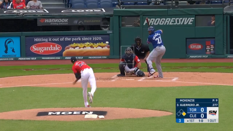 Vladimir Gurrero Jr. smashes a two-run home run as the Blue Jays jump out to a lead over the Guardians