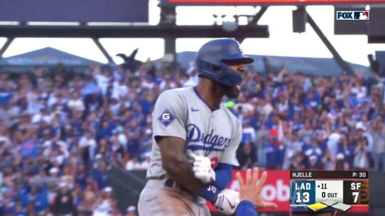 Will Smith, Freddie Freeman, Chris Taylor & Jason Heyward all collect hits in the eleventh inning, giving the Dodgers a sizable lead over the Giants