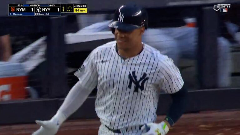 Juan Soto CRUSHES a solo homer to give Yankees a 2-1 lead over Mets