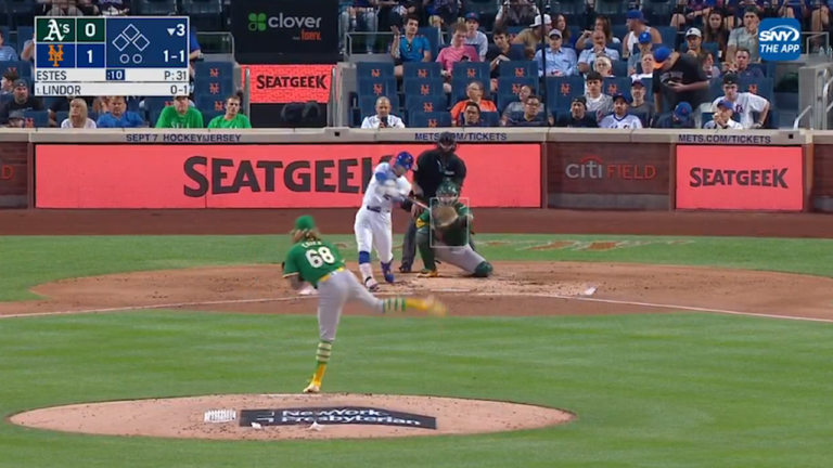 Francisco Lindor knocks his 100th Mets homer, extending the lead over the Athletics