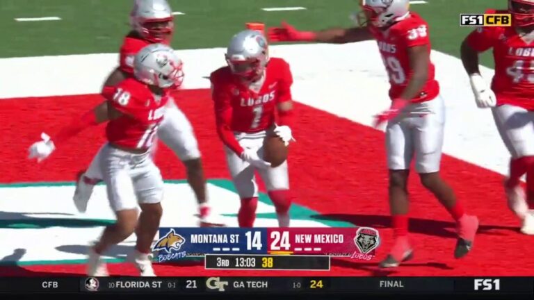 Noah Avinger scoops and scores for a 13-yard return to extend New Mexico