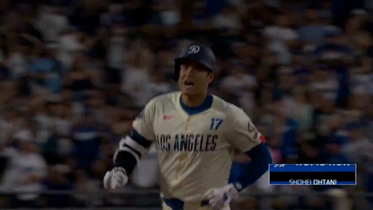 Shohei Ohtani pulls his 41st home run to right field, a two-run blast to give the Dodgers the lead over the Rays