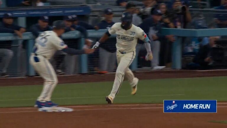 Teoscar Hernández smacks a two-run blast to bring the Dodgers within one run of the Rays