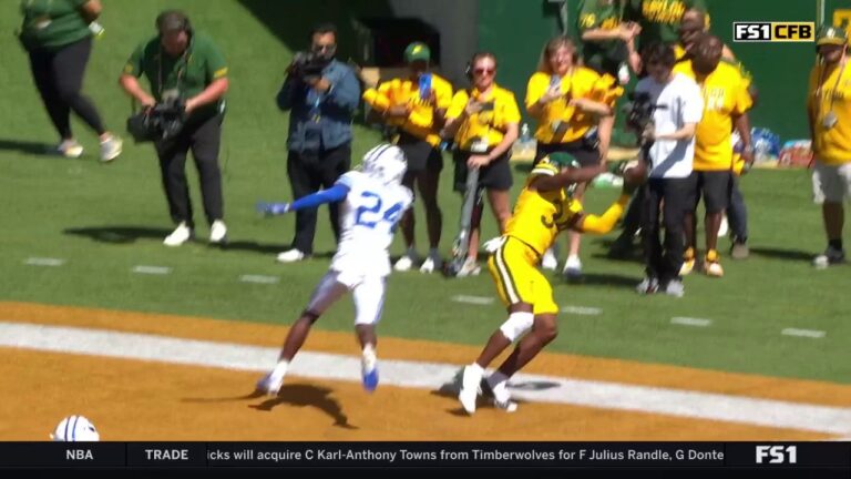 Josh Cameron makes an UNREAL 23-yard TD reception as Baylor inches closer vs. BYU