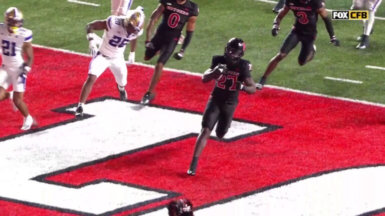 Samuel Brown rushes for a 37-yard TD, extending Rutgers