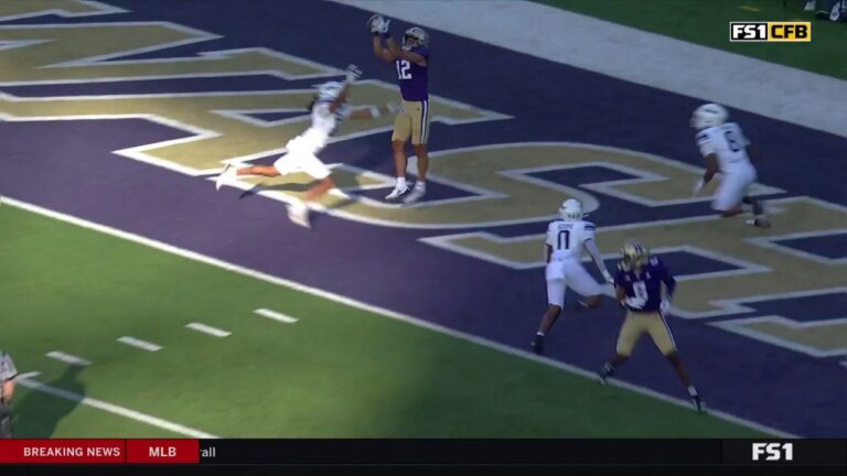 Will Rogers finds Denzel Boston for a second TD, this from 14 yards, extending Washington