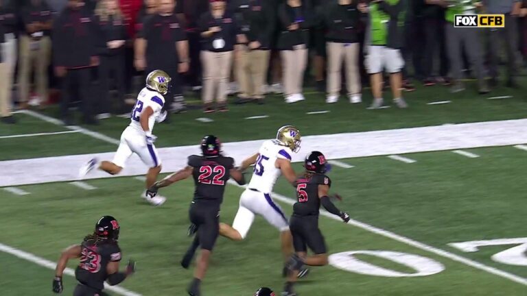 Will Rogers links up with Denzel Rodgers for an UNREAL 51-yard TD, shrinking Washington