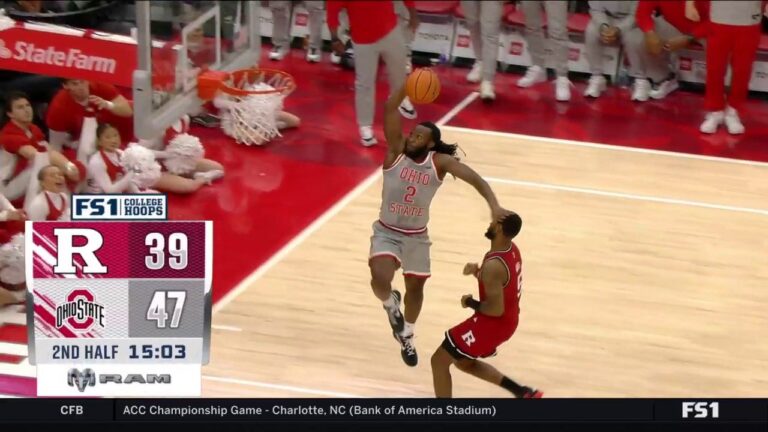 Bruce Thornton gets the steal and throws down the dunk in transition, extending Ohio State