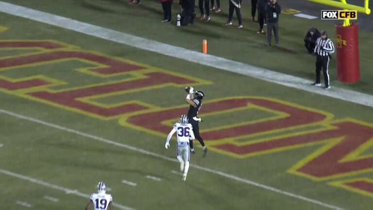 Rocco Becht connects with Jayden Higgins on a 15-yard touchdown as Iowa State strikes first vs. Kansas State